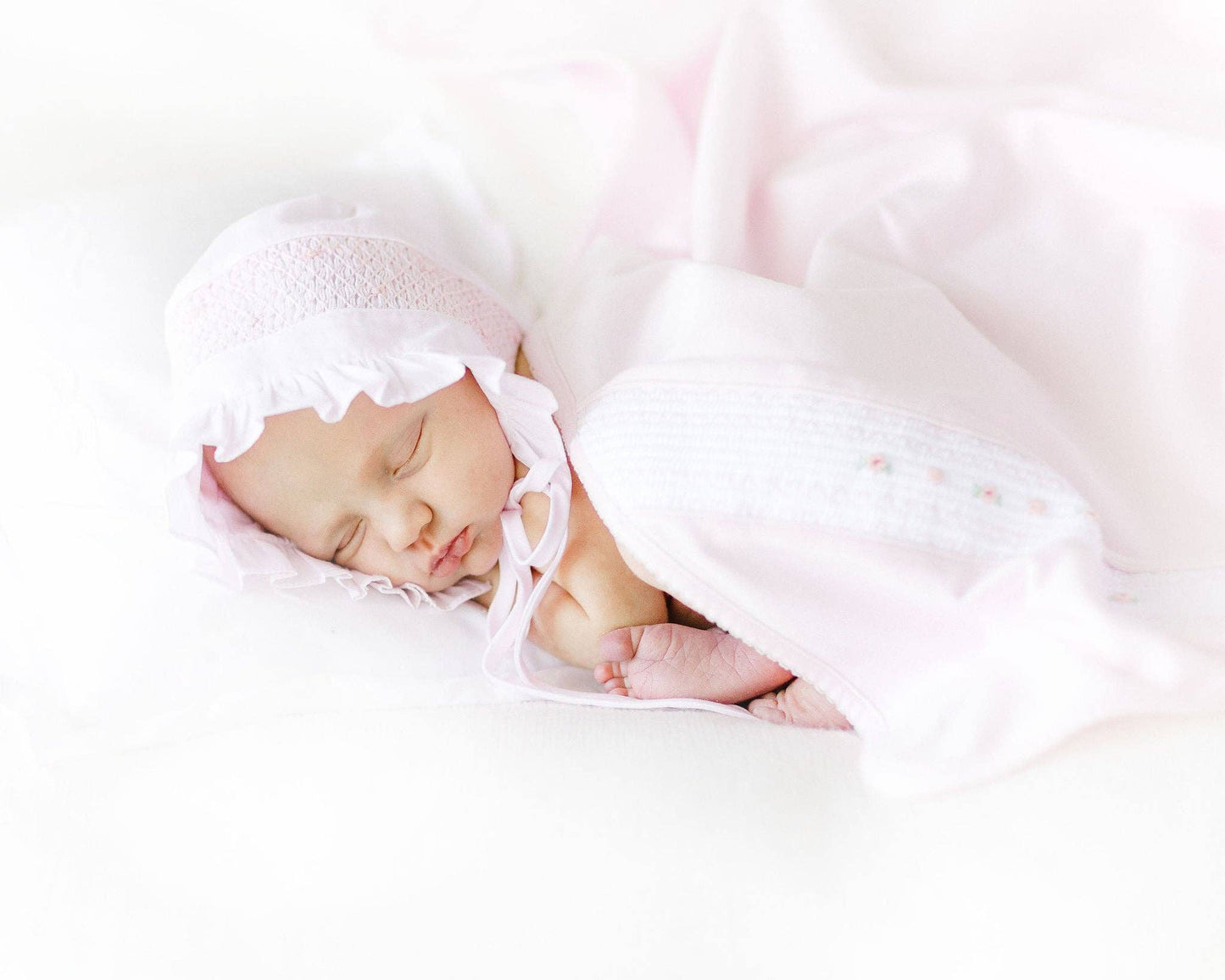 Baby Girl`s Smocked Flower Blanket: Pink