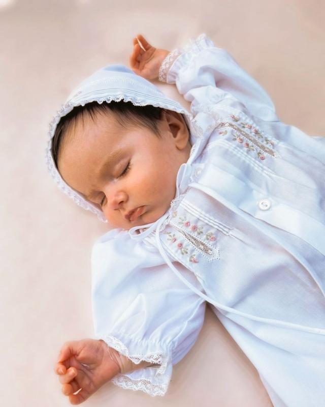 Floral Take Me Home Gown With Bonnet